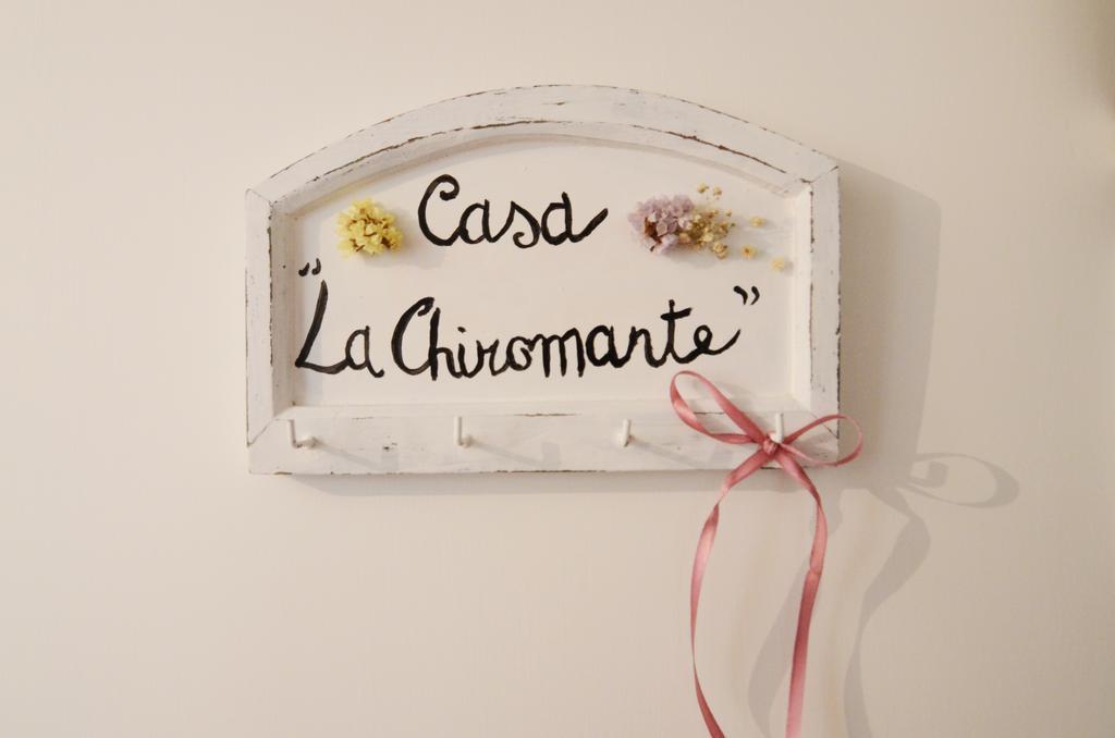 La Chiromante Naples Luaran gambar